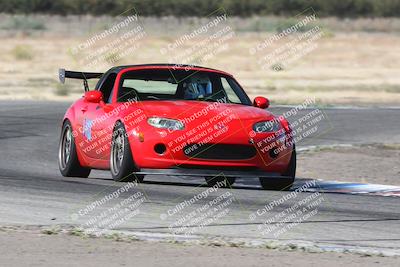 media/Sep-15-2024-Speed Ventures (Sun) [[7a54f7ed2f]]/Yellow Group/Session 1 (Outside Grapevine)/